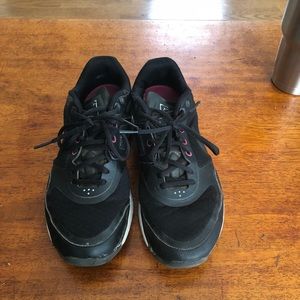 Black Nike Free XT - size 7.5